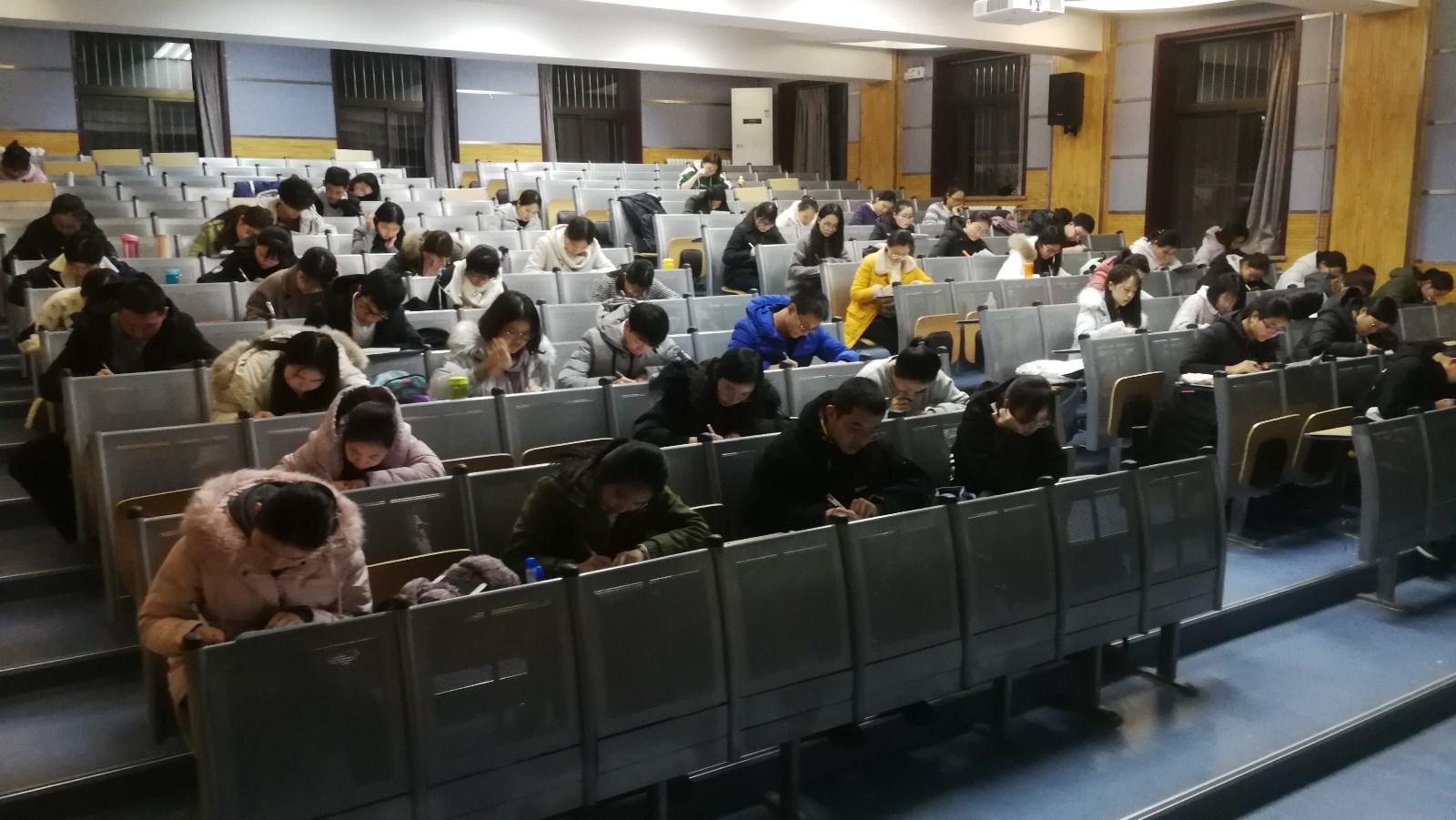 QQ图片20181208224458.jpg QQ图片20181208224458.jpg