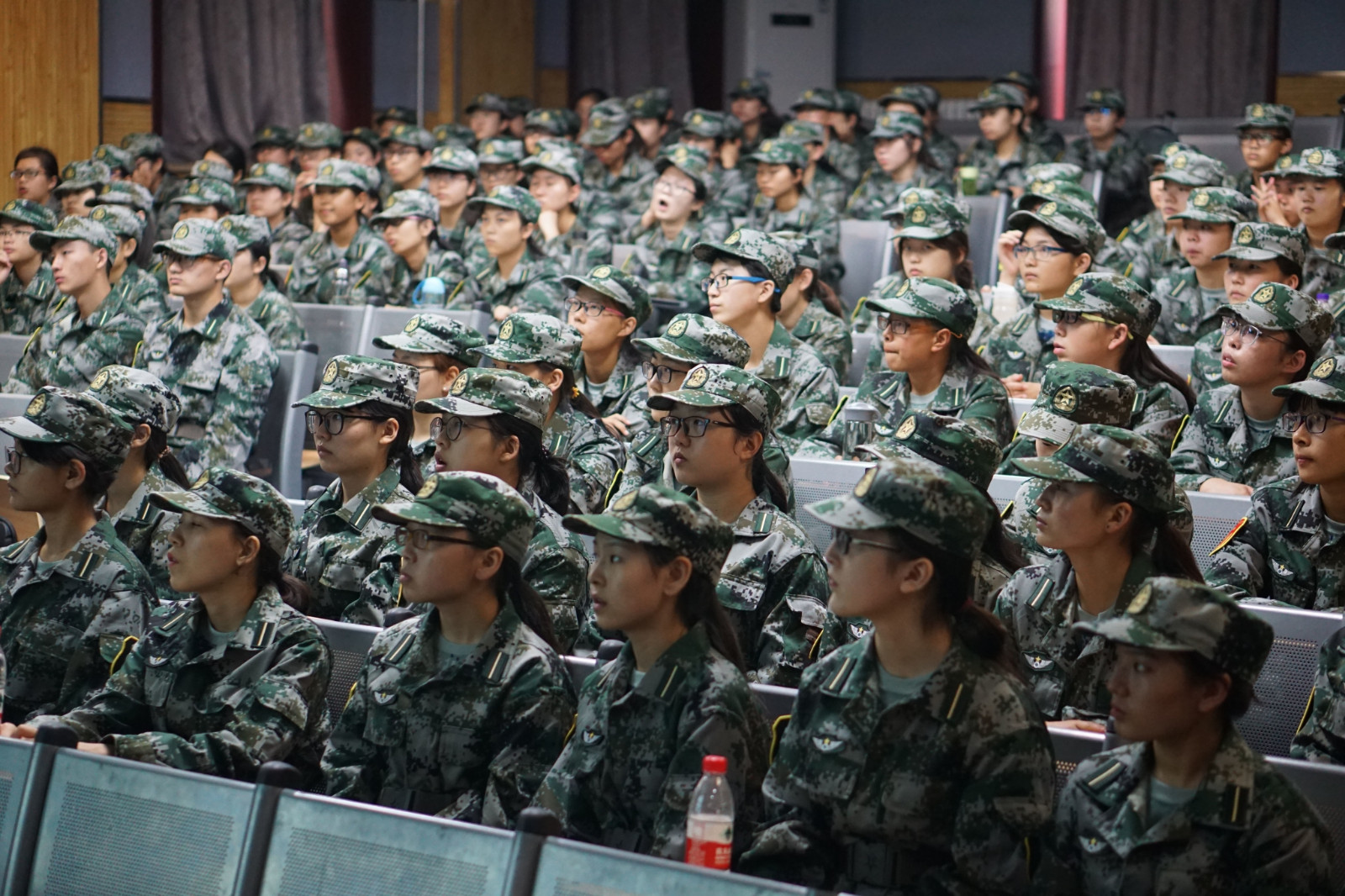 DSC01176_看图王.jpg DSC01176_看图王.jpg