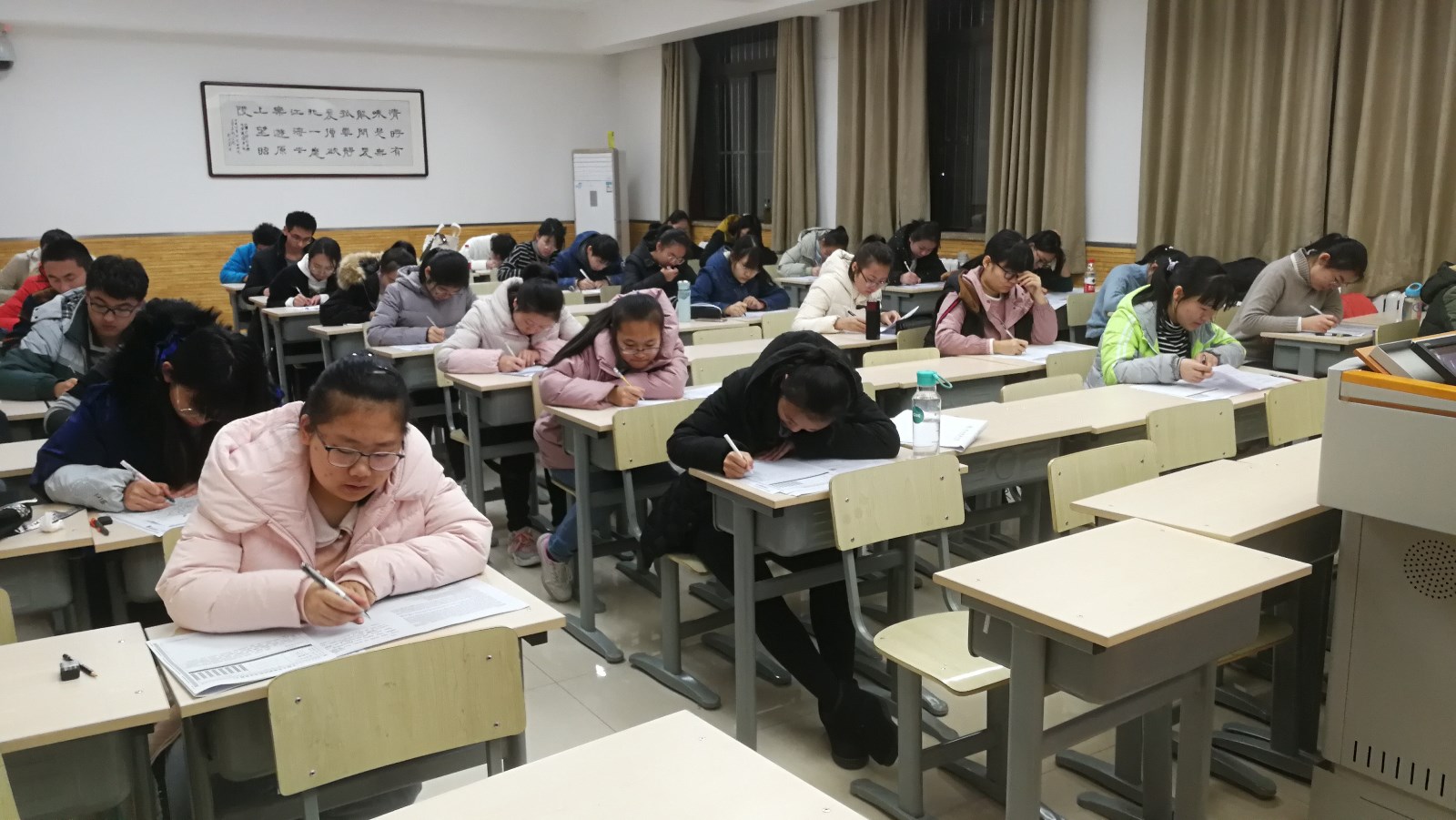 QQ图片20181208224443.jpg QQ图片20181208224443.jpg