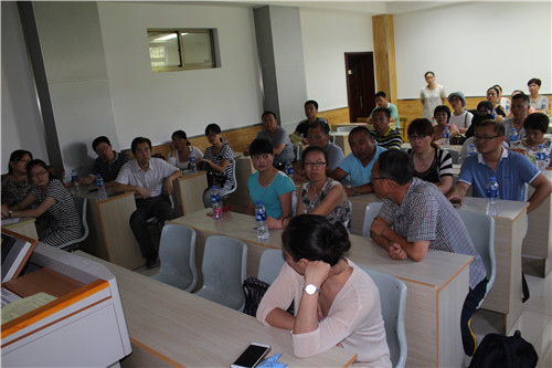 家长座谈会 (2).jpg 家长座谈会 (2).jpg