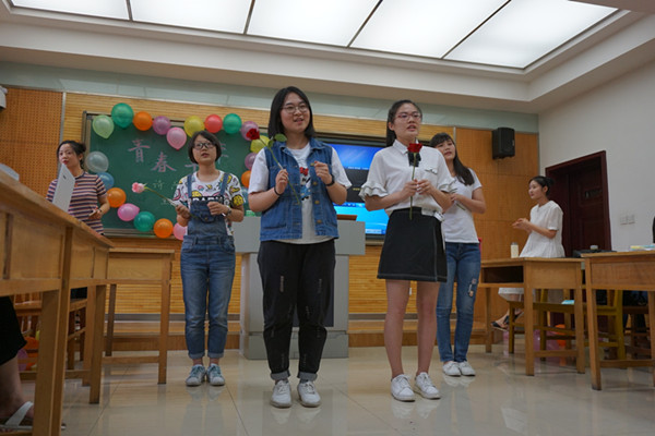 生科1501“青春华章”诗乐会6.jpg